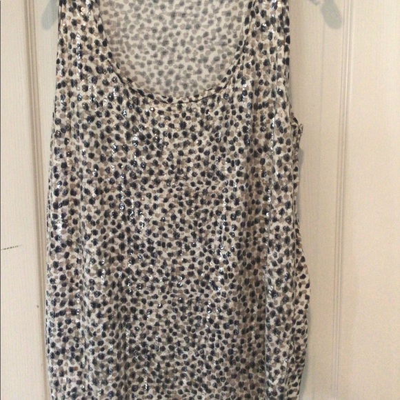 Ann Taylor printed tank w/ clear sequins on front - Picture 4 of 9